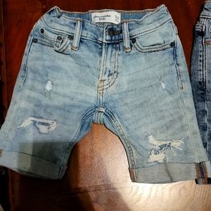ABERCROMBIE KIDS DISTRESS SHORTS